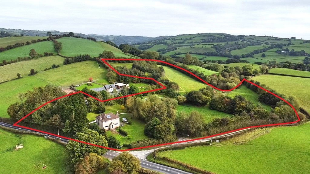 New Mills, Newtown, Powys, 4 bedroom, Detached House